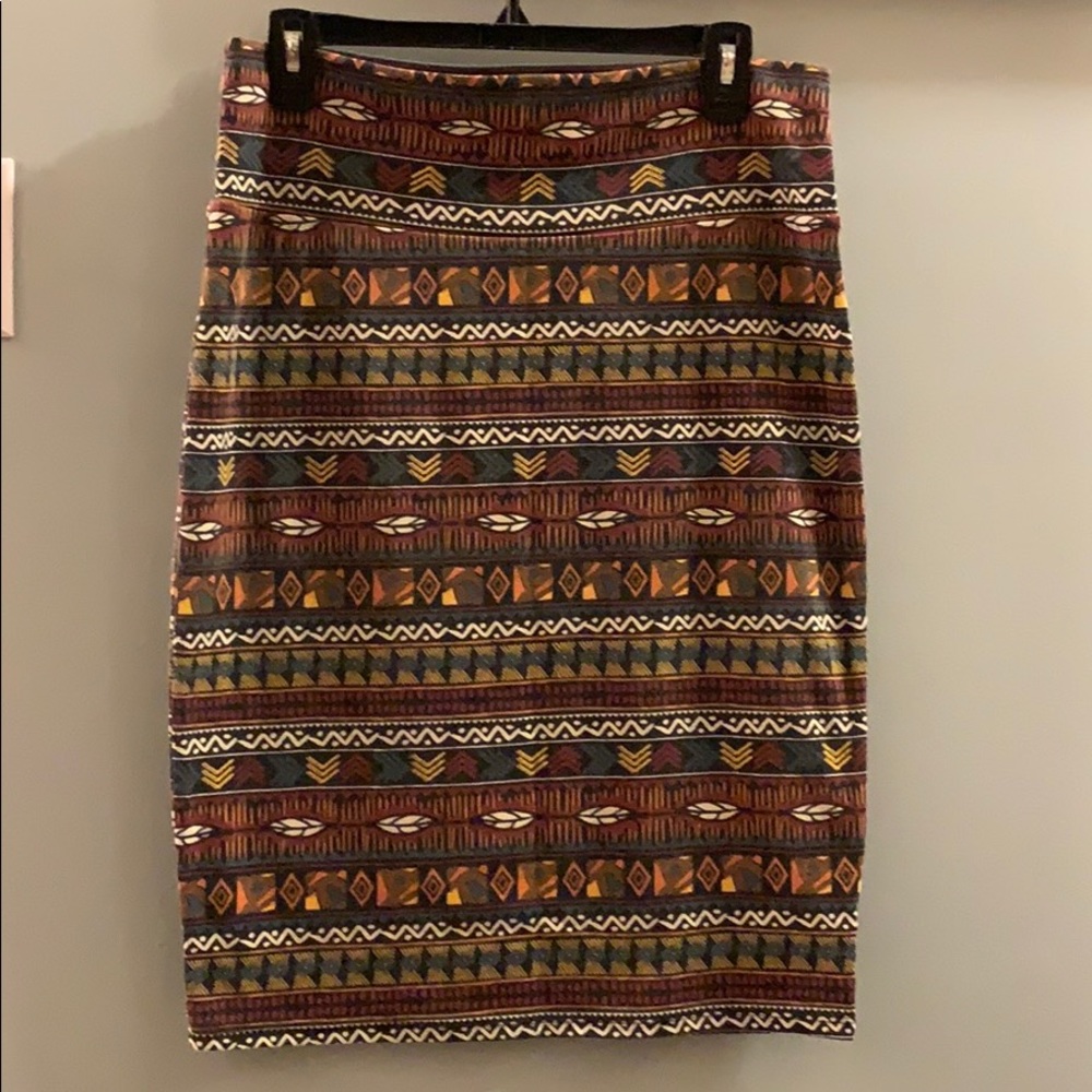 LuLaRoe Cassie - Tribal Print